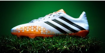 nuove scarpe da calcio adidas earth collection predator lz